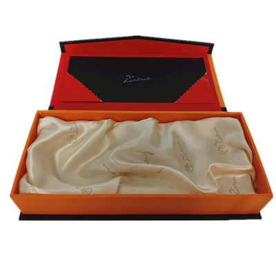 Coated Paper Gift Packaging Box Satin Cloth Interior For Pen