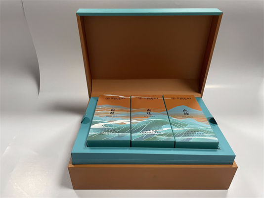 Foil Stamping Paper Gift Box CYMK Square Cardboard Box With Lid Customized Logo