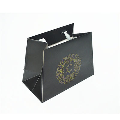 Glossy Lamination Printed Paper Carrier Bags Black Gift Bags With Ribbon Handles