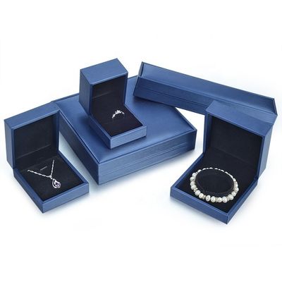 High-End Custom Pu Leather Jewelry Boxes Plastic Jewelry Box Private Logo Ring Necklace Bracelet Jewelry Display Case