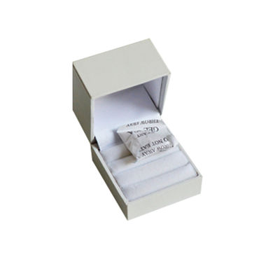 Small White Velvet Jewelry Gift Boxes Open Flap 5*5*4cm For Ring Earring